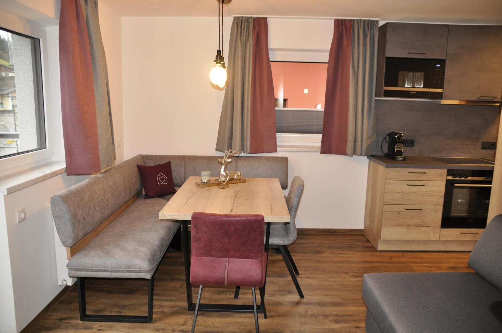 Herzis Appartements Wagrain Phòng bức ảnh